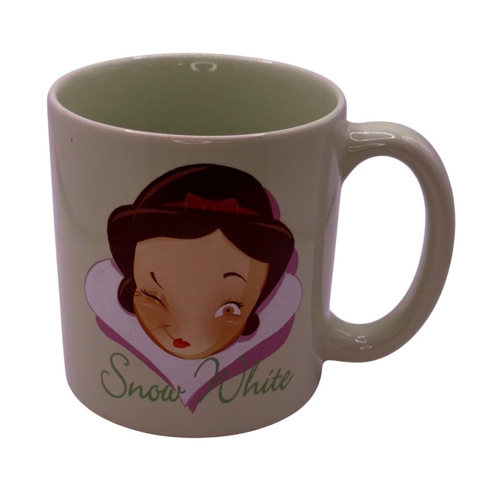 Disney Snow White Ceramic Coffee Mug Cup Winking Face Brains Beauty Charm